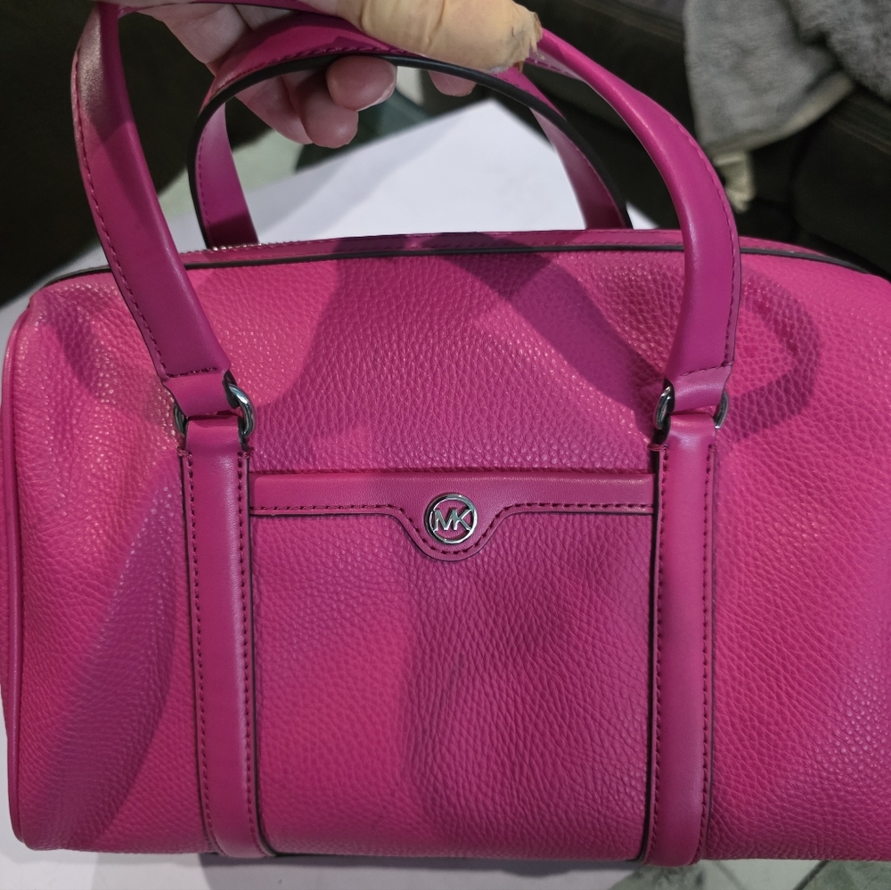 Michael Kors Fuchsia Satchel - Picture 2 of 7